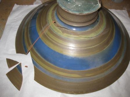 Bowl before restoration.
 CLICK FOR ENLARGED IMAGE.
